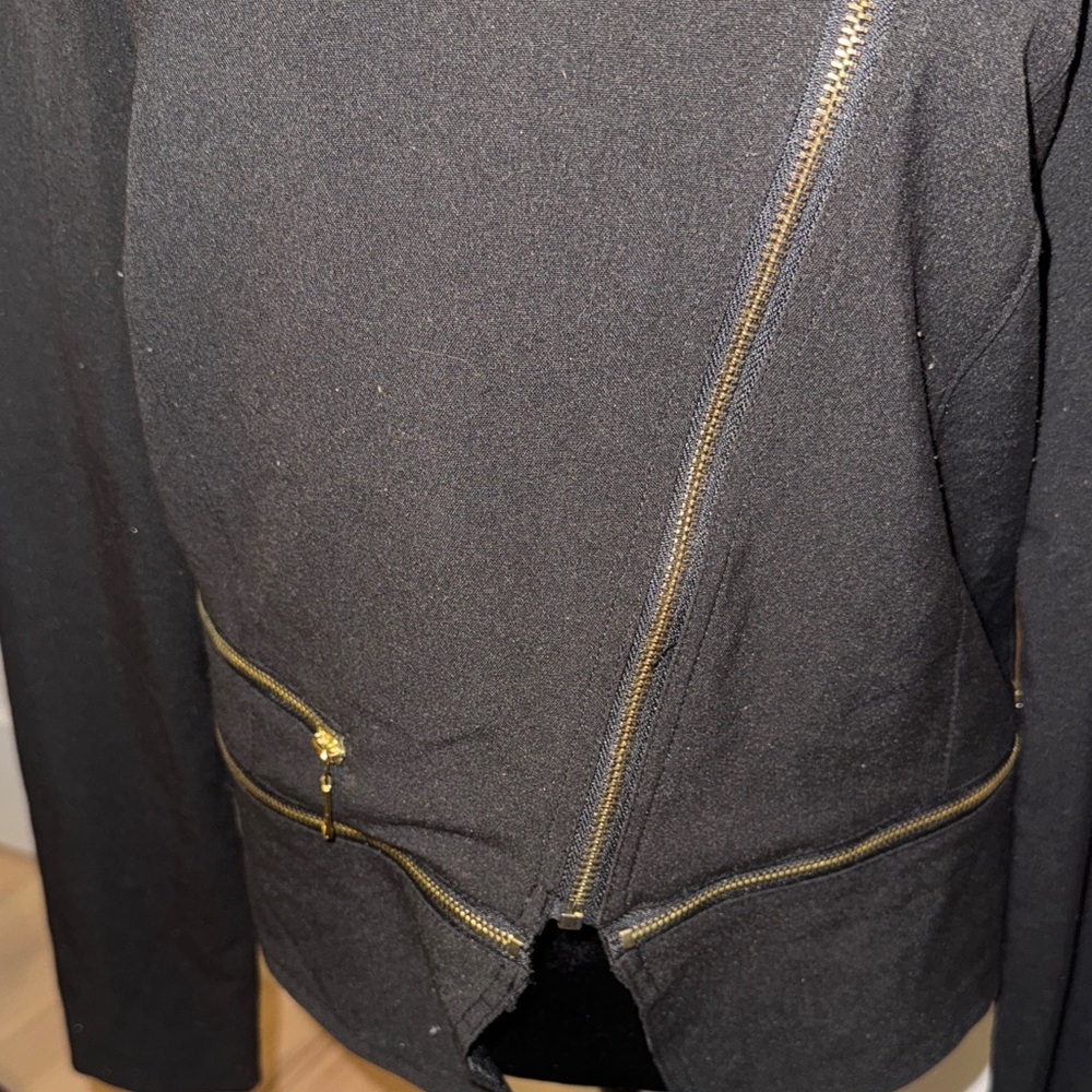 2B Bebe Black Asymmetrical Blazer - Picture 12 of 14